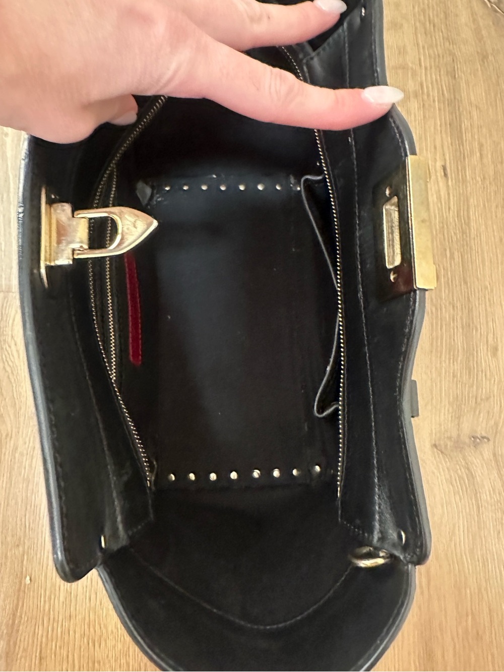 Valentino Garavani Black Leather Satchel with Gold Rockstuds - Picture 10 of 12